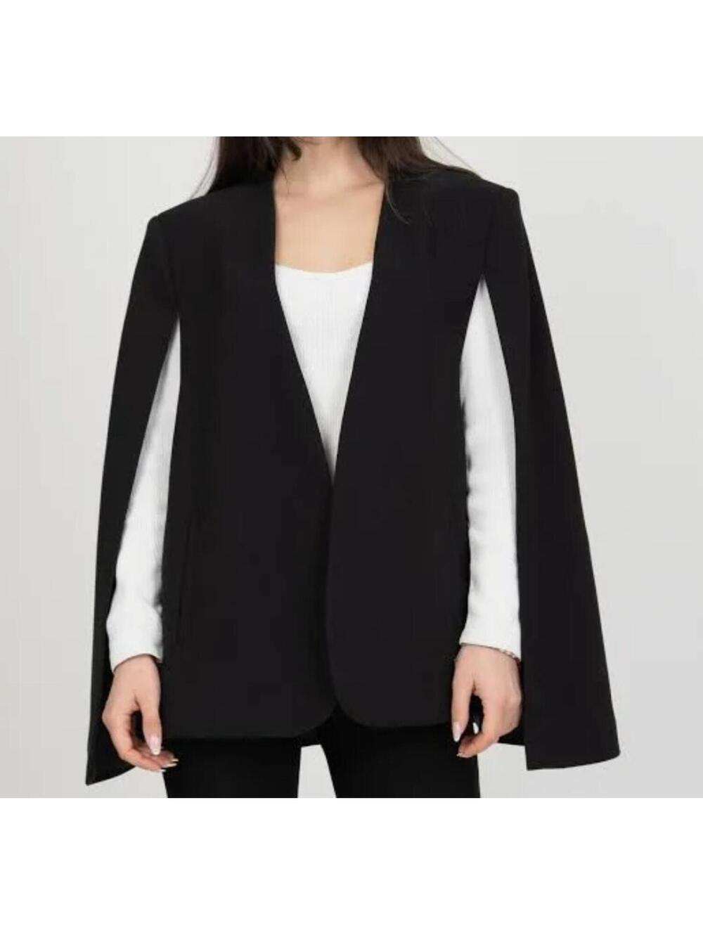 Lysse medium black cape. Beautiful!